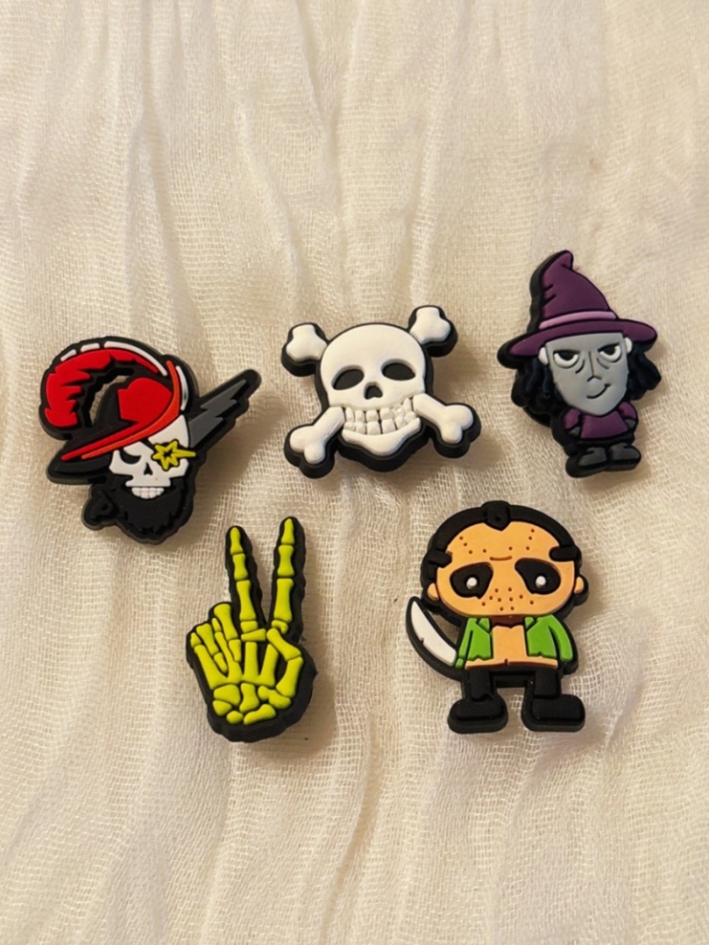 Set # 82 – 5 Pack Random Halloween Jibbitz/Croc Charms